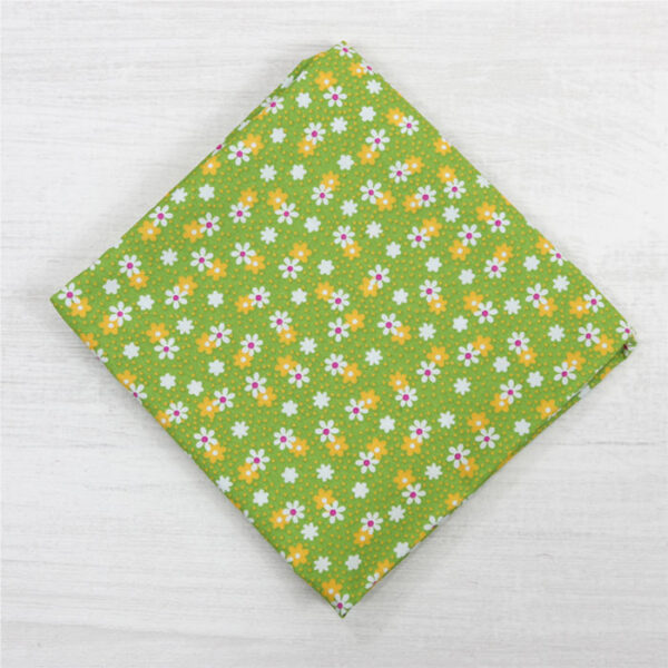 Ditsy Daisy Dress Fabric - Image 3